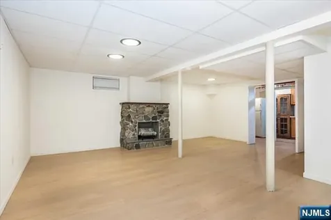 26 Garret Place Glen Rock NJ 07452