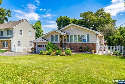 447 Van Dyke Street Ridgewood NJ 07450