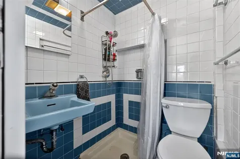447 Van Dyke Street Ridgewood NJ 07450