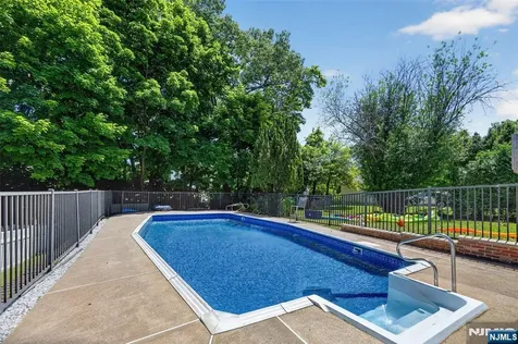 447 Van Dyke Street Ridgewood NJ 07450