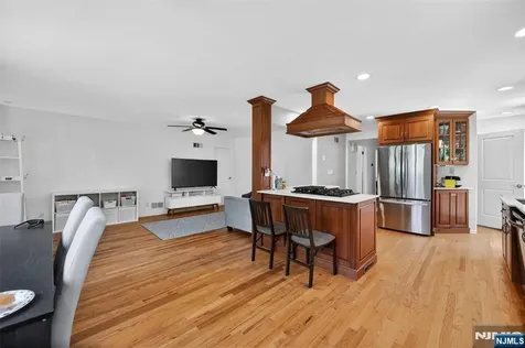 447 Van Dyke Street Ridgewood NJ 07450