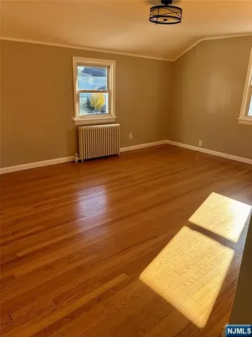 2 James Court Lodi NJ 07644