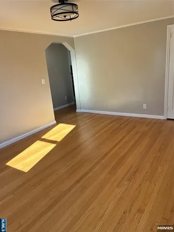 2 James Court Lodi NJ 07644