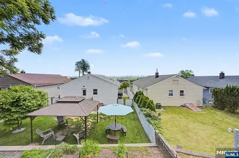 714 5th Street Carlstadt NJ 07072