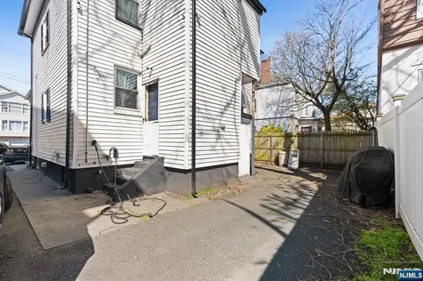 726-728 14th Avenue Paterson NJ 07504
