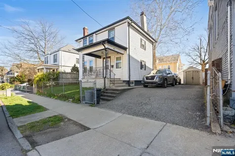 726-728 14th Avenue Paterson NJ 07504