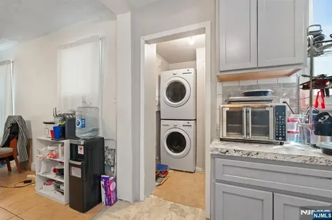 726-728 14th Avenue Paterson NJ 07504