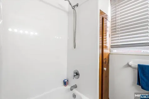 405 Page Avenue Lyndhurst NJ 07071