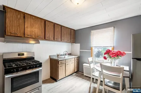 405 Page Avenue Lyndhurst NJ 07071