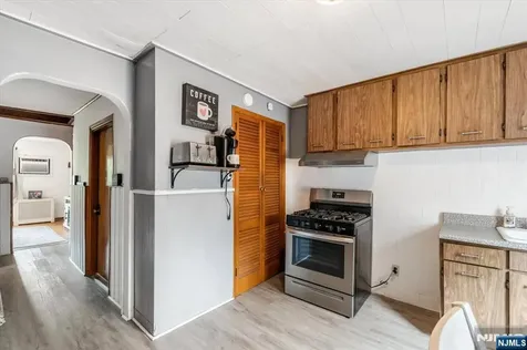 405 Page Avenue Lyndhurst NJ 07071
