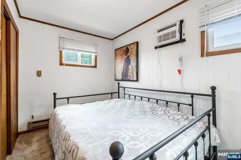 405 Page Avenue Lyndhurst NJ 07071