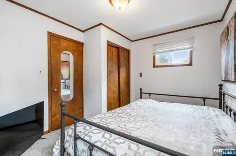 405 Page Avenue Lyndhurst NJ 07071