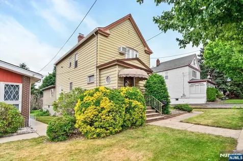 405 Page Avenue Lyndhurst NJ 07071