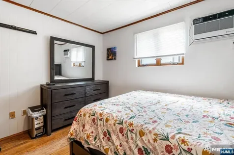 405 Page Avenue Lyndhurst NJ 07071