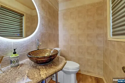 14 Chelsea Court Ramsey NJ 07446