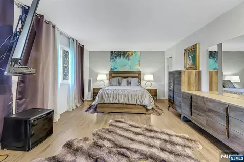 14 Chelsea Court Ramsey NJ 07446