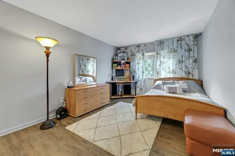 14 Chelsea Court Ramsey NJ 07446