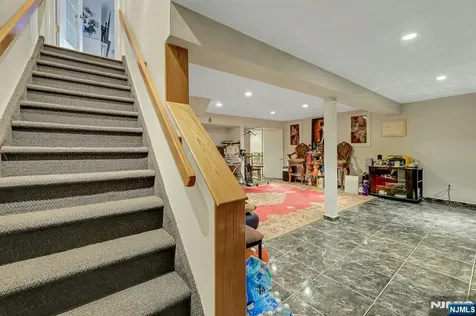 14 Chelsea Court Ramsey NJ 07446