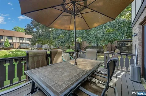 14 Chelsea Court Ramsey NJ 07446