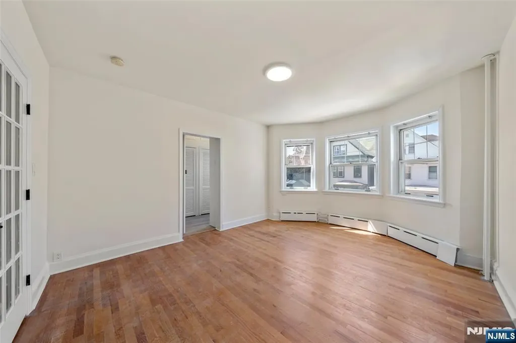 8 Cooper Place Weehawken NJ 07086