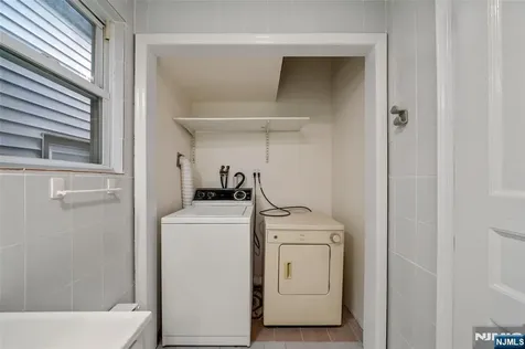8 Cooper Place Weehawken NJ 07086