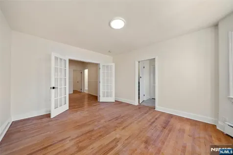8 Cooper Place Weehawken NJ 07086
