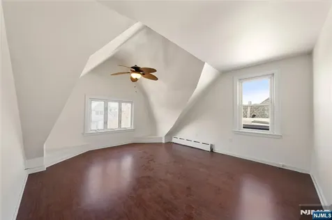 8 Cooper Place Weehawken NJ 07086