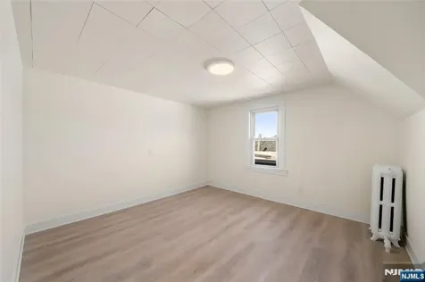 8 Cooper Place Weehawken NJ 07086