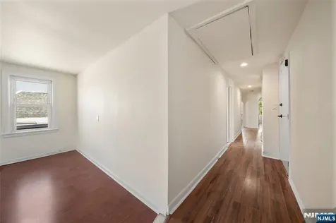 8 Cooper Place Weehawken NJ 07086