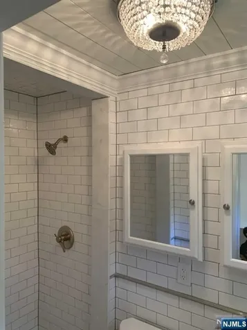 5 Little Brook Old Tappan NJ 07675
