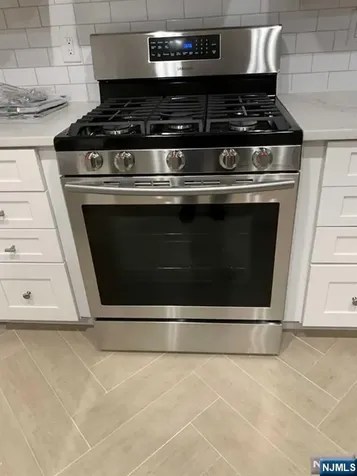 5 Little Brook Old Tappan NJ 07675