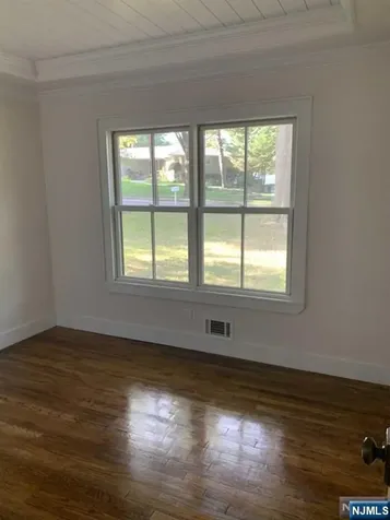 5 Little Brook Old Tappan NJ 07675