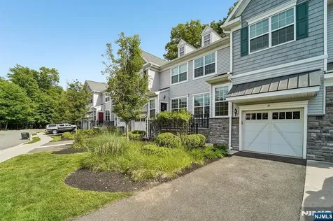 24 Pineview Drive Waldwick NJ 07463