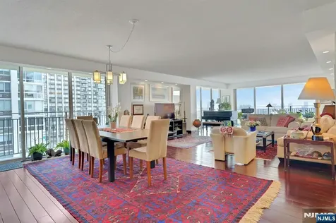 1530 Palisade Avenue Fort Lee NJ 07024