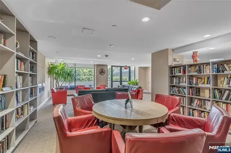 1530 Palisade Avenue Fort Lee NJ 07024
