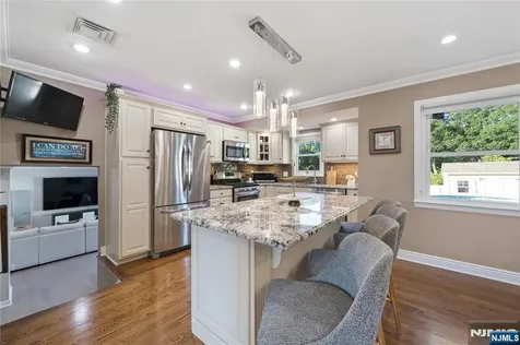 119 Rutgers Place Clifton NJ 07013