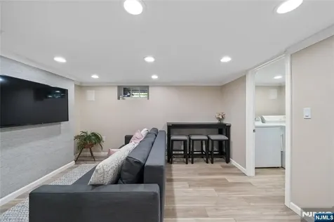 119 Rutgers Place Clifton NJ 07013