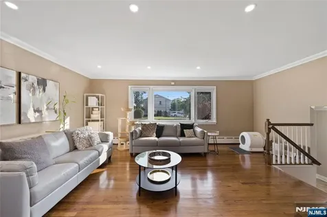 119 Rutgers Place Clifton NJ 07013