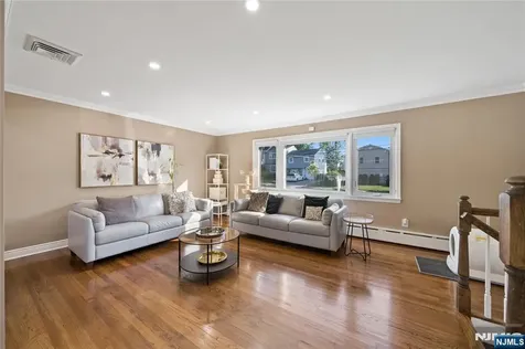 119 Rutgers Place Clifton NJ 07013
