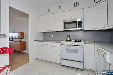 5 Horizon Fort Lee NJ 07024