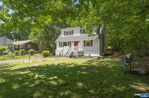 39 Broadway West Milford NJ 07480