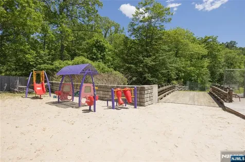 39 Broadway West Milford NJ 07480