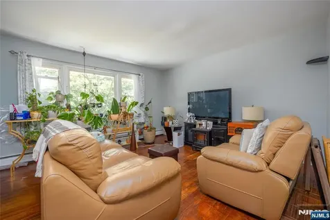 39 Broadway West Milford NJ 07480