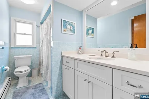 2 Violet Court Bergenfield NJ 07621