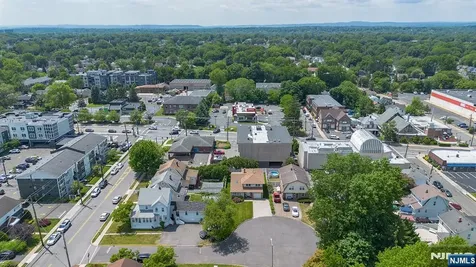2 Violet Court Bergenfield NJ 07621