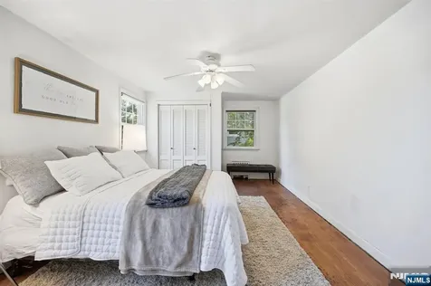 212 Grove Avenue Verona NJ 07044