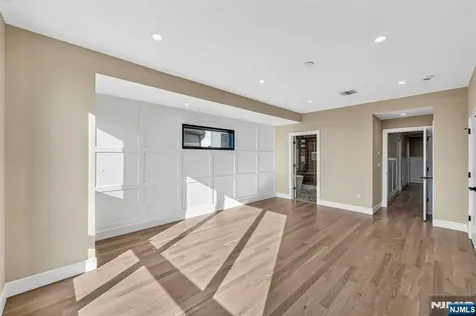 504 2nd Street Palisades Park NJ 07650
