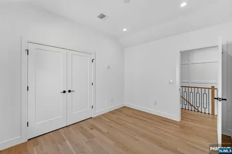 504 2nd Street Palisades Park NJ 07650
