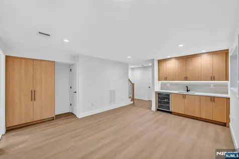 504 2nd Street Palisades Park NJ 07650