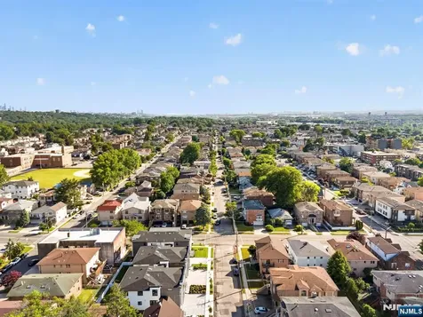 504 2nd Street Palisades Park NJ 07650